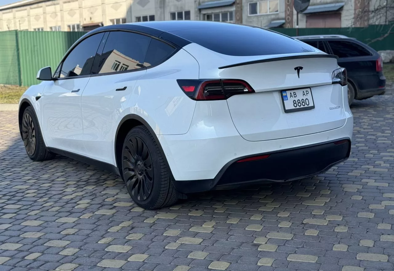 Tesla Model Y  82 kWh 202131