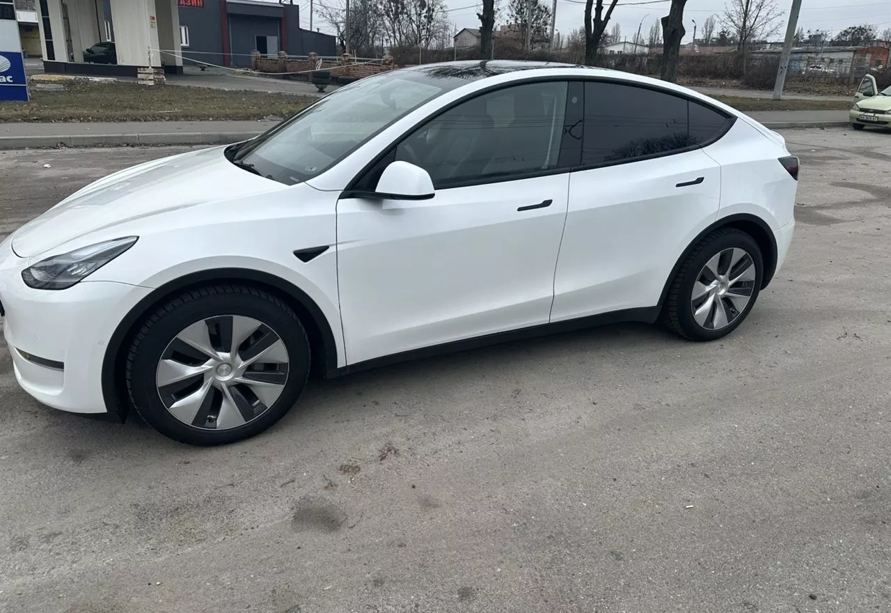 Tesla Model Y  82 kWh 202231