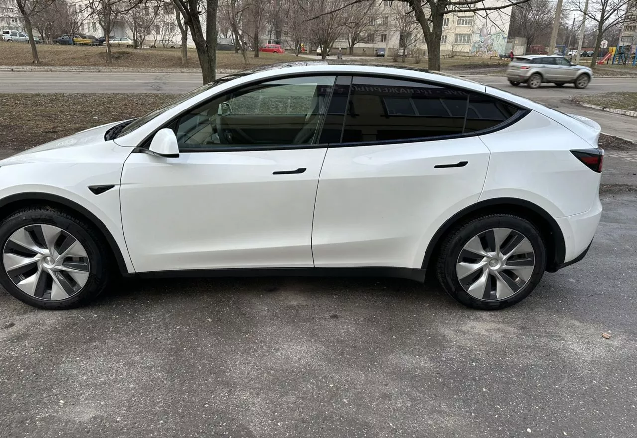 Tesla Model Y  82 kWh 202241