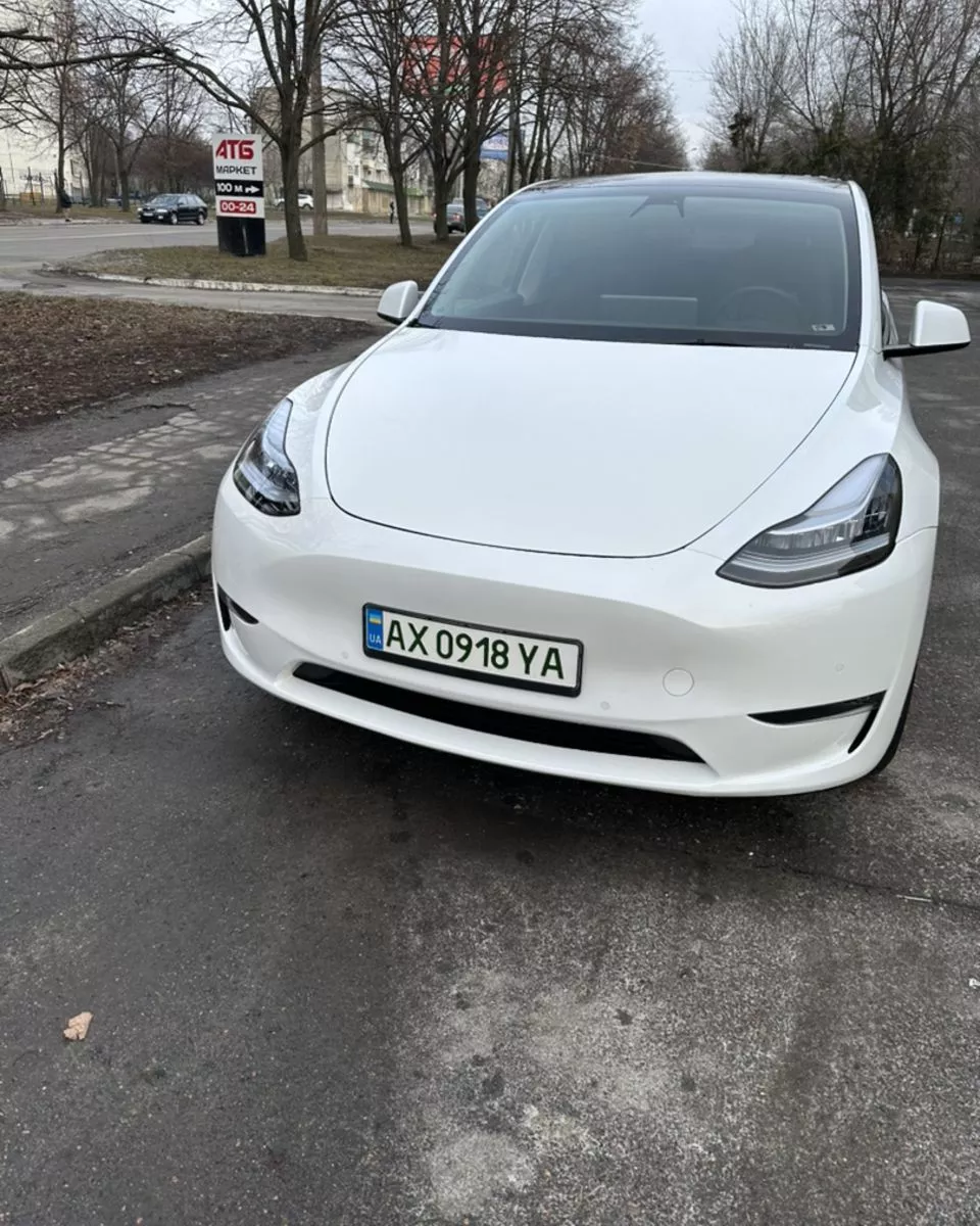 Tesla Model Y  82 kWh 202261