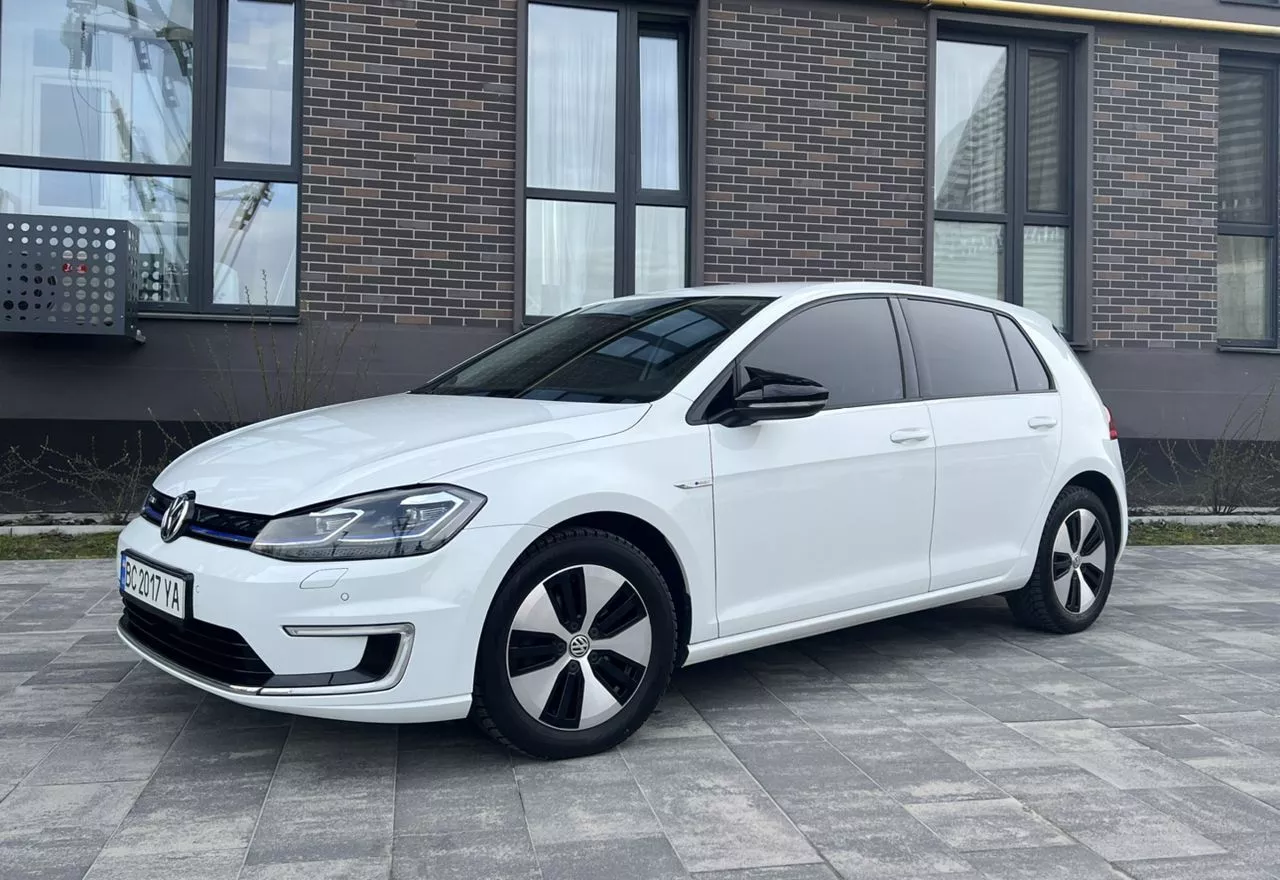 Volkswagen e-Golf  100 kWh 201731