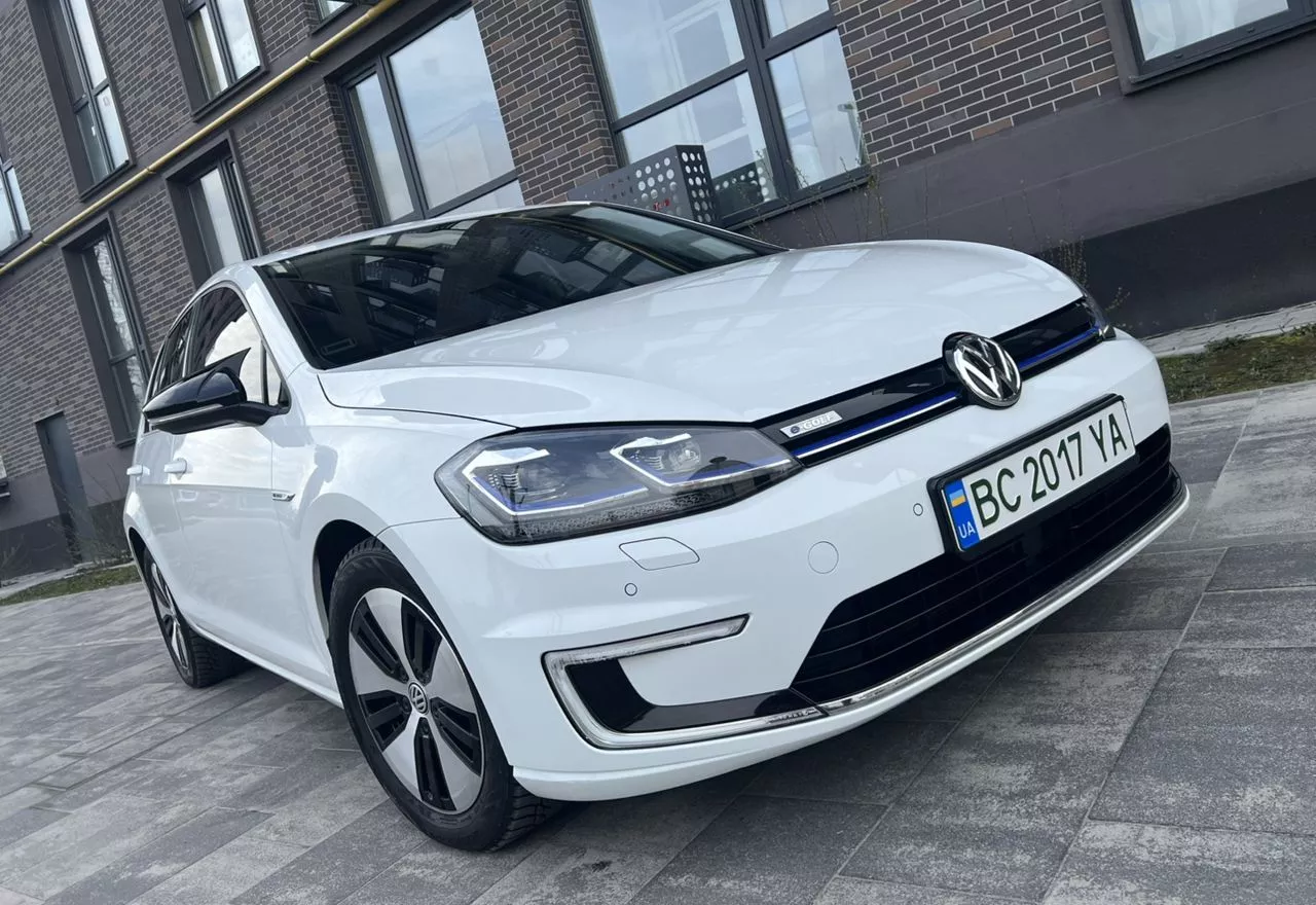 Volkswagen e-Golf  100 kWh 201741