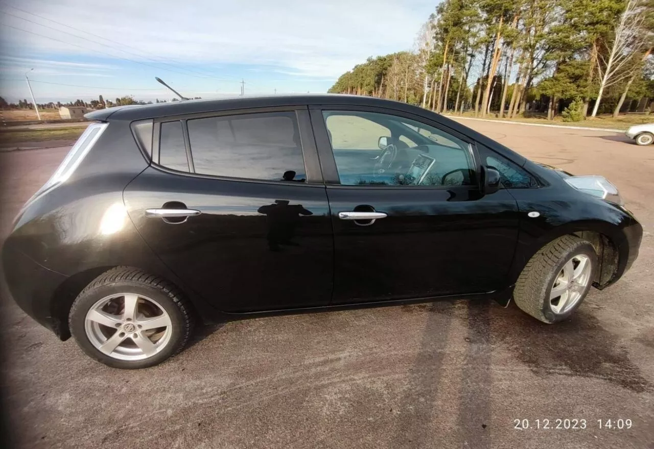 Nissan Leaf  24 kWh 2014101