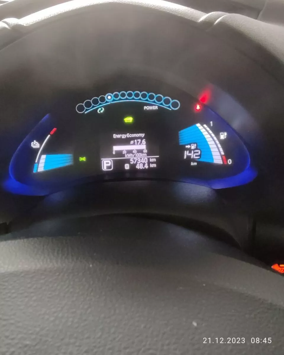 Nissan Leaf  24 kWh 2014211