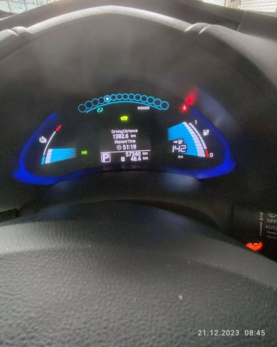 Nissan Leaf  24 kWh 2014221