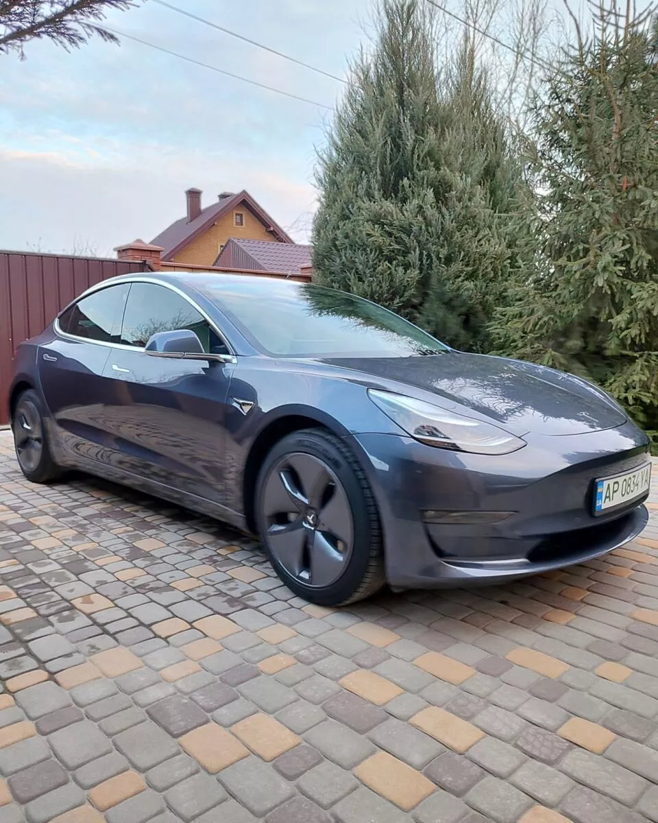 Tesla Model 3  80.5 kWh 201911