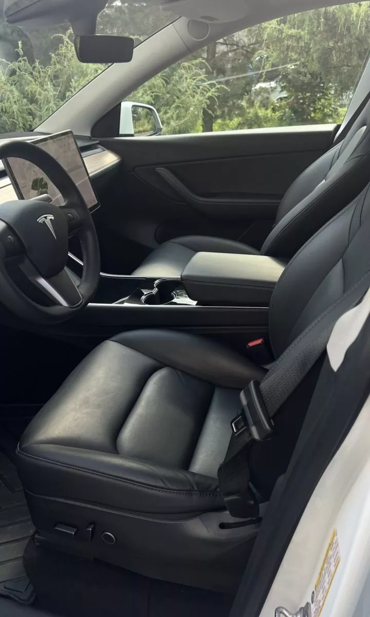 Tesla Model Y  65 kWh 202171