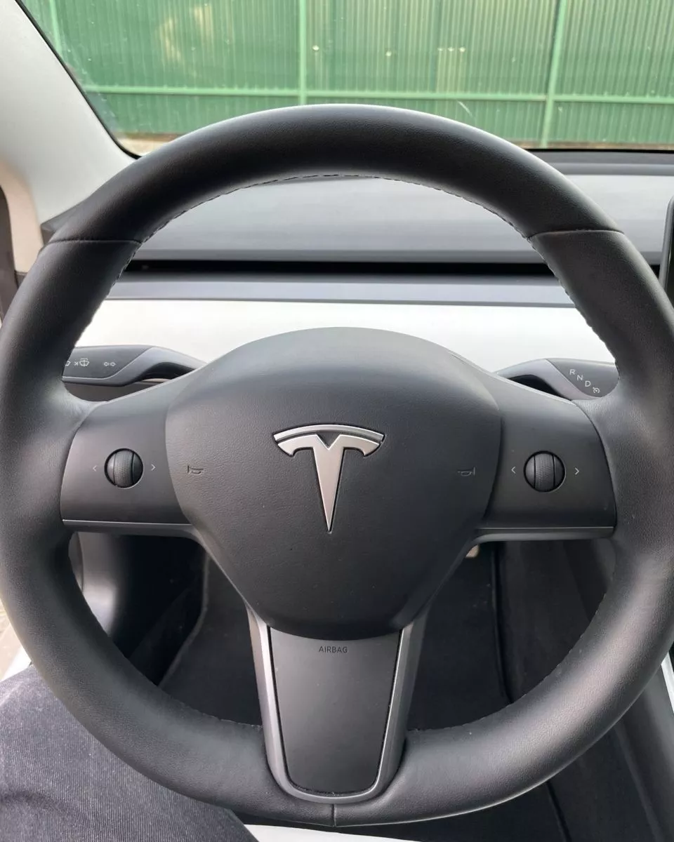 Tesla Model 3  80.5 kWh 2020121