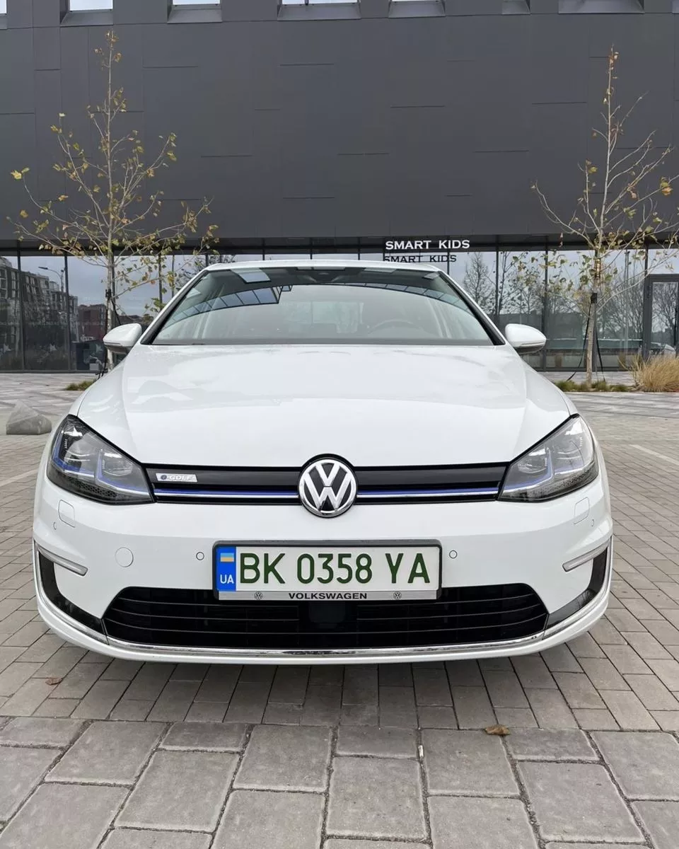 Volkswagen e-Golf  201821