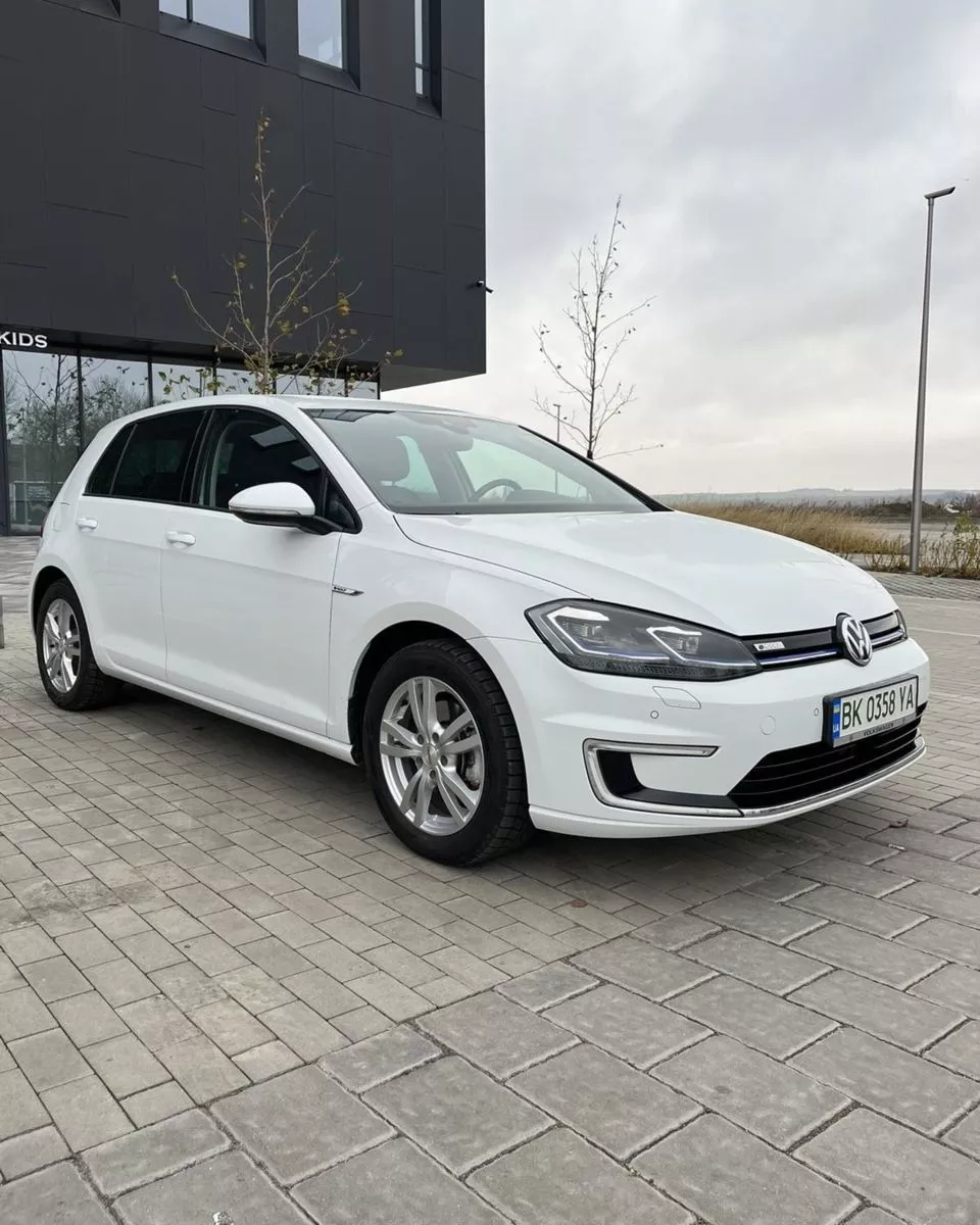 Volkswagen e-Golf  201831