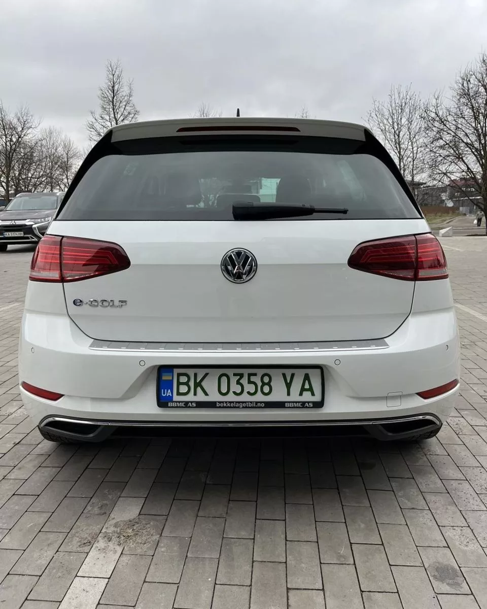 Volkswagen e-Golf  201871