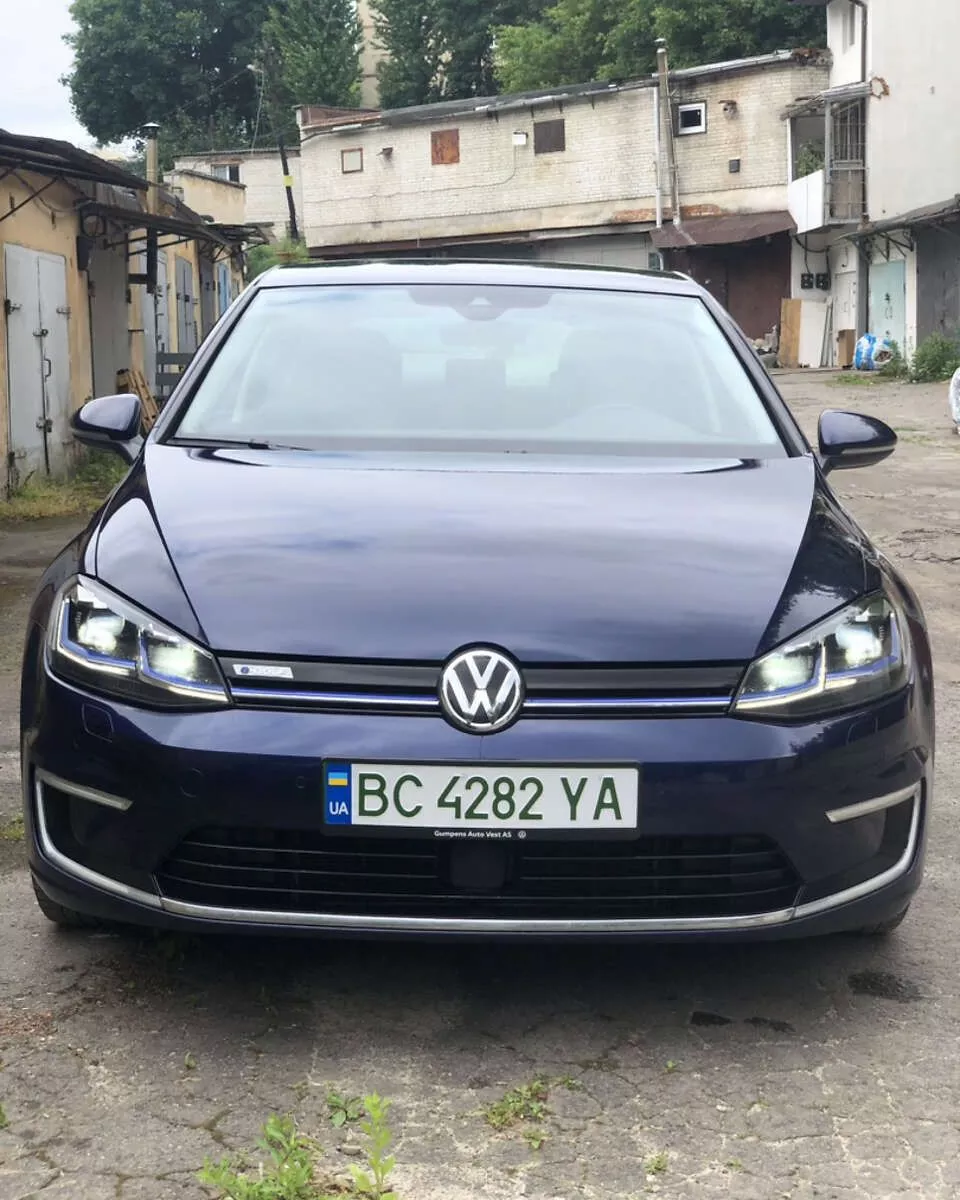 Volkswagen e-Golf  36 kWh 201811