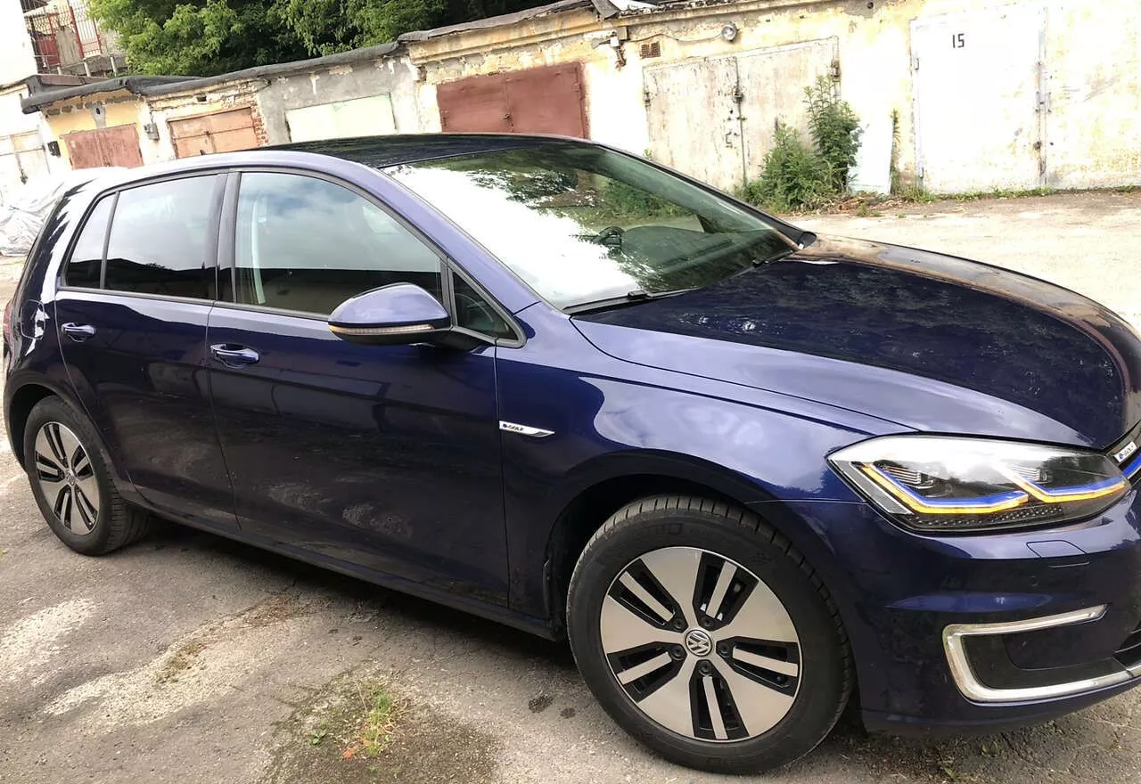 Volkswagen e-Golf  36 kWh 201891