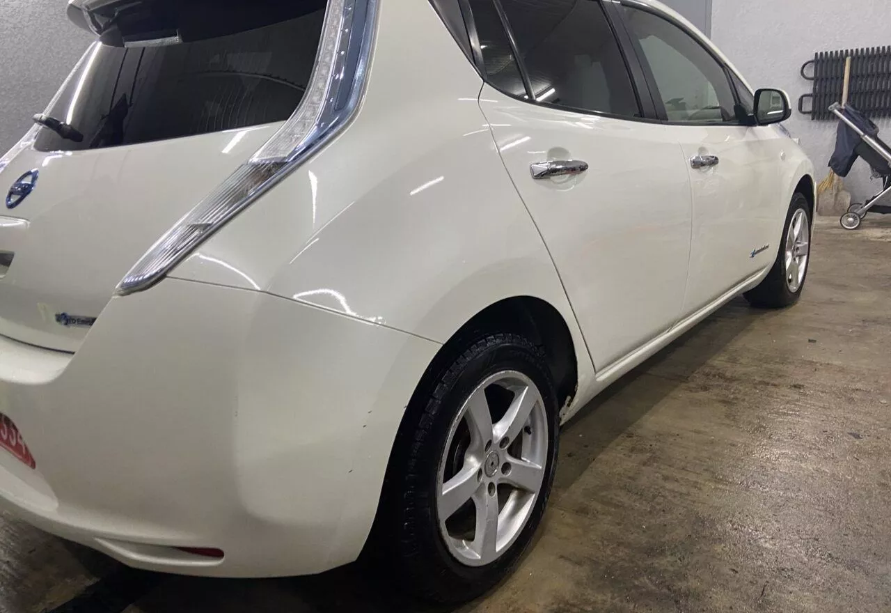 Nissan Leaf  24 kWh 201361