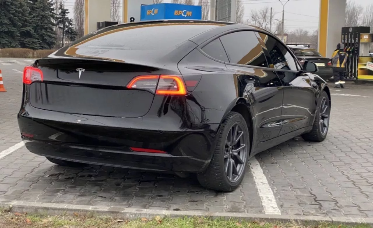 Tesla Model 3  62 kWh 202261