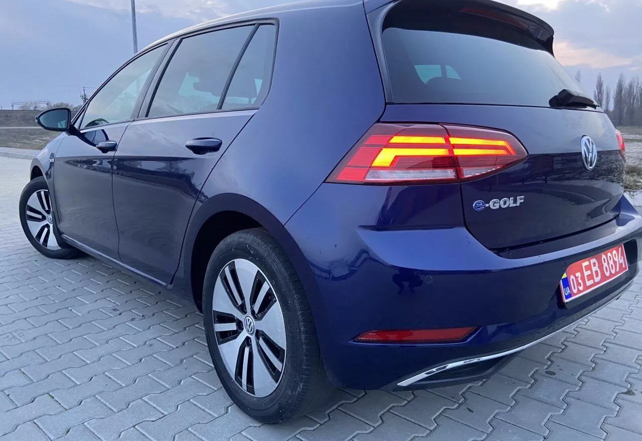 Volkswagen e-Golf  36 kWh 2018251