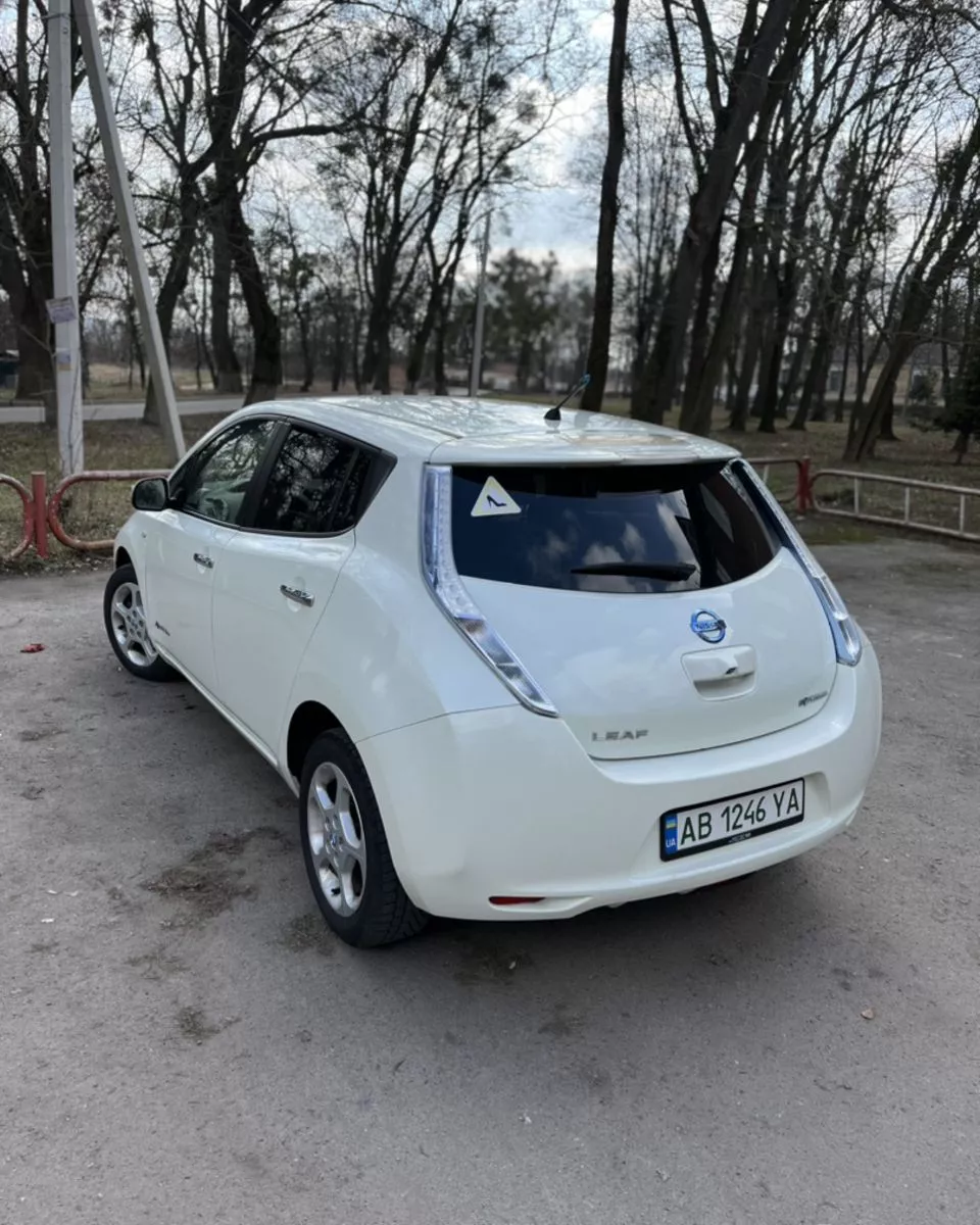 Nissan Leaf  24 kWh 2012141