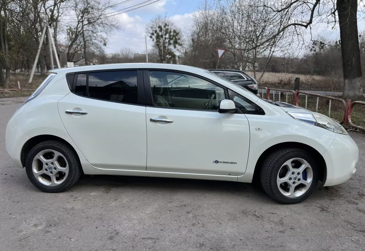 Nissan Leaf  24 kWh 2012161