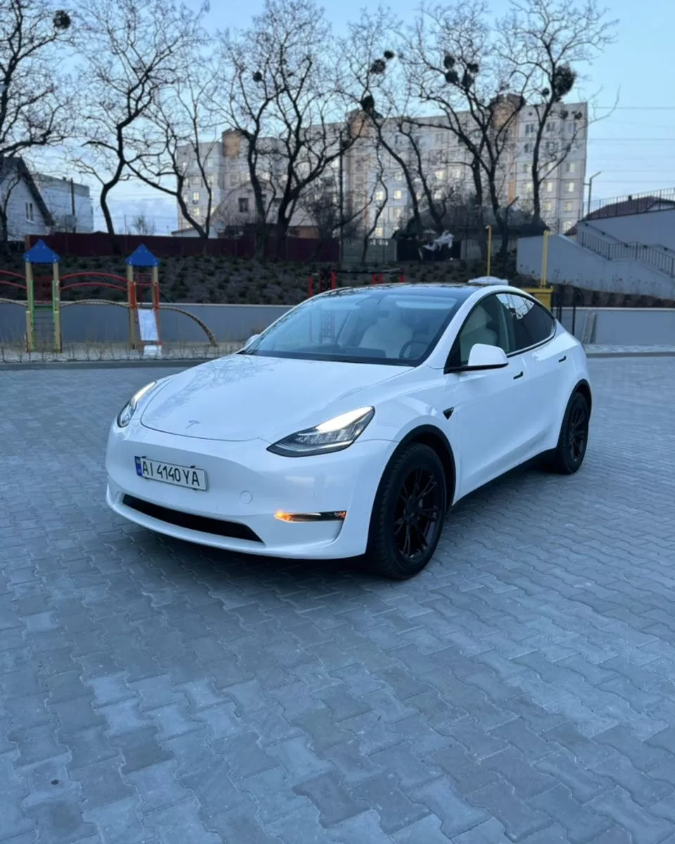 Tesla Model Y  80.5 kWh 202211