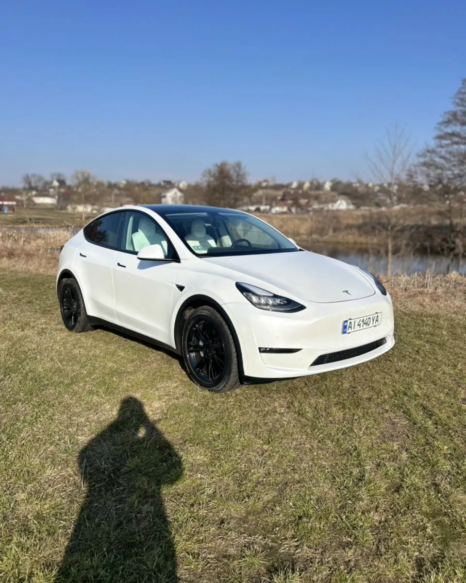 Tesla Model Y  80.5 kWh 202261