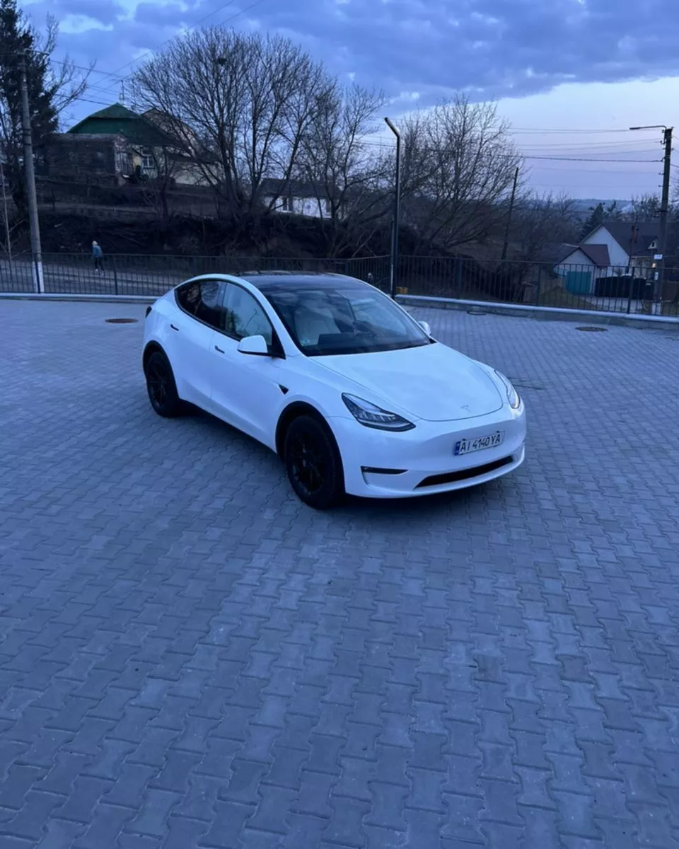 Tesla Model Y  80.5 kWh 2022131