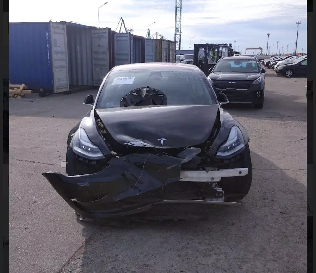 Tesla Model 3  75 kWh 2018201