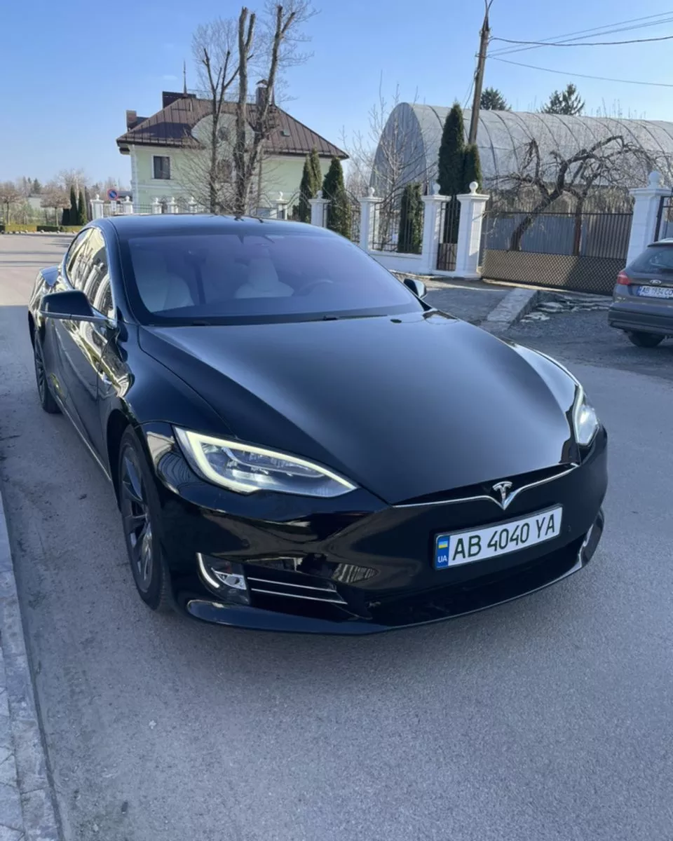 Tesla Model S  75 kWh 201811