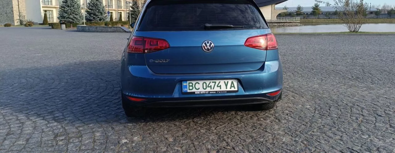 Volkswagen e-Golf  24 kWh 201551