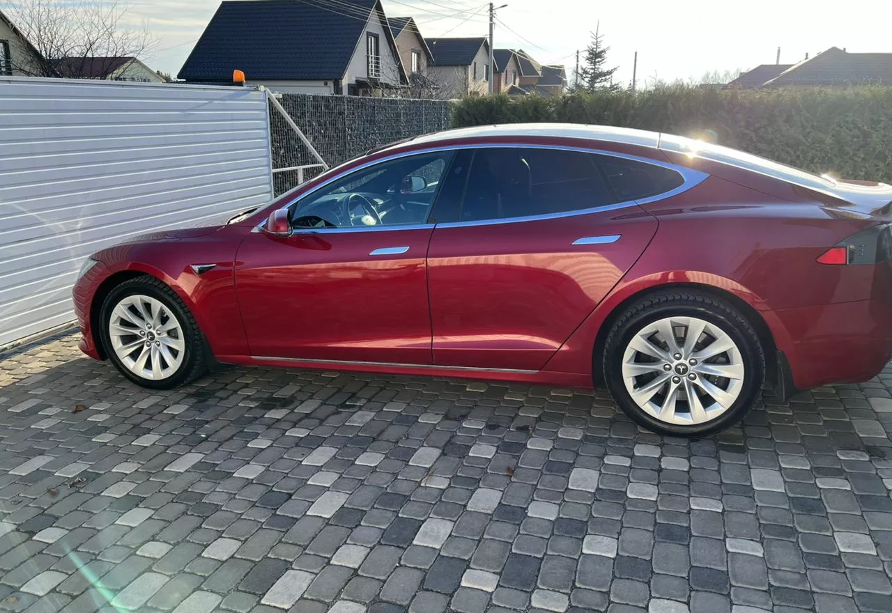 Tesla Model S  75 kWh 201771