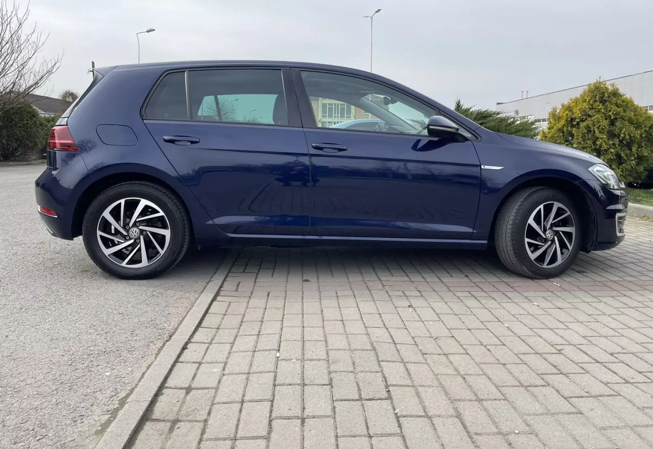 Volkswagen e-Golf  2019171