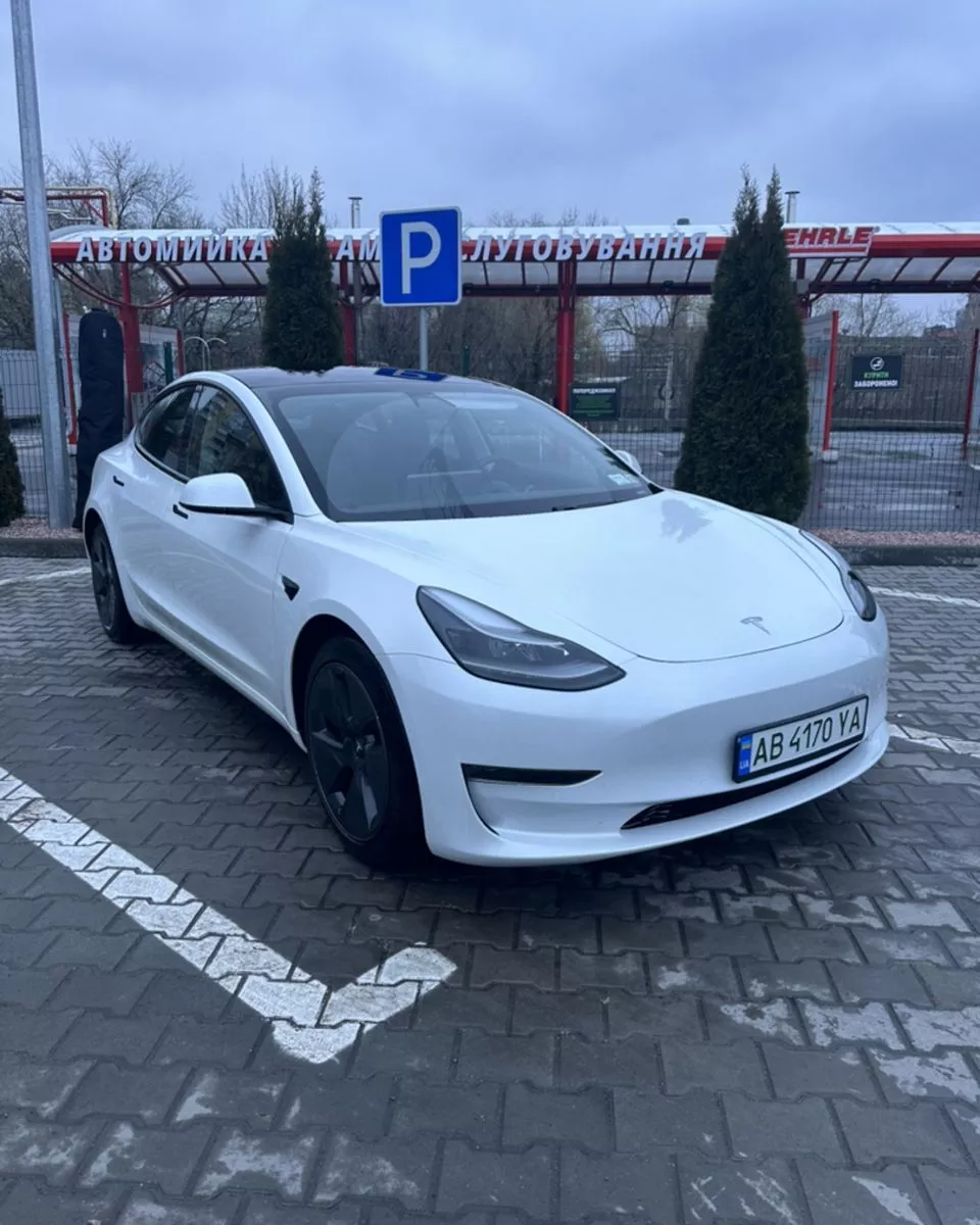 Tesla Model 3  54 kWh 202111