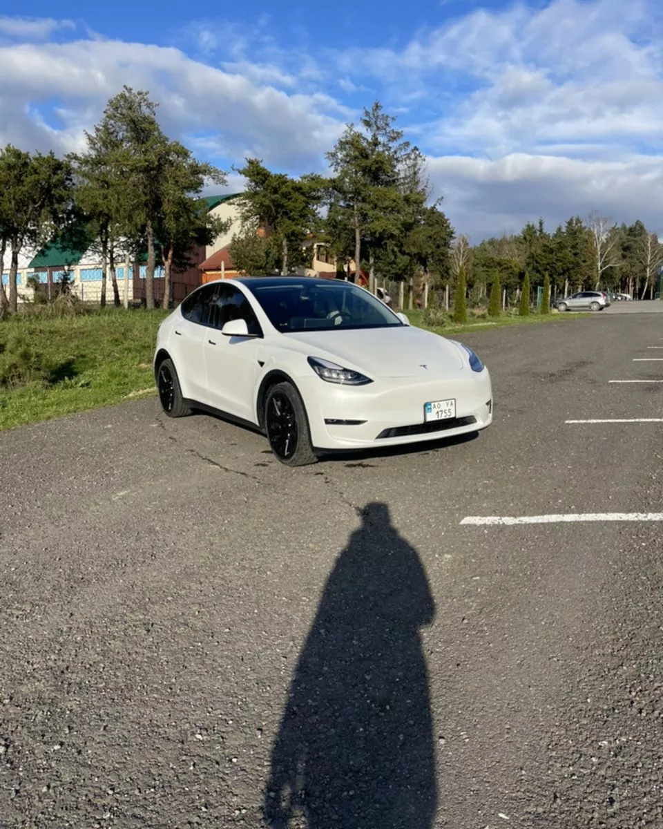 Tesla Model Y  80.5 kWh 202211