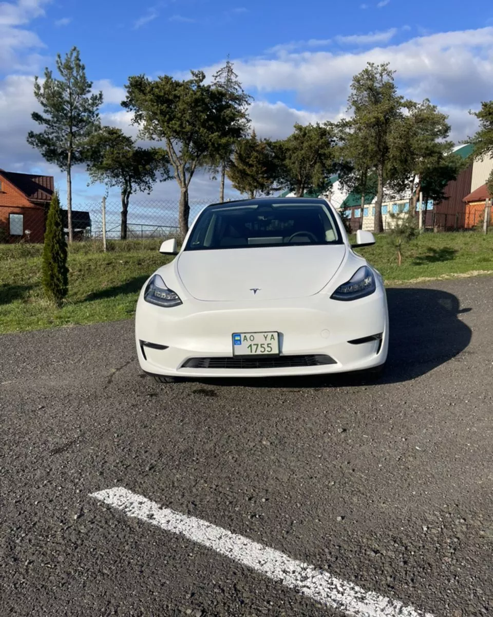 Tesla Model Y  80.5 kWh 202241