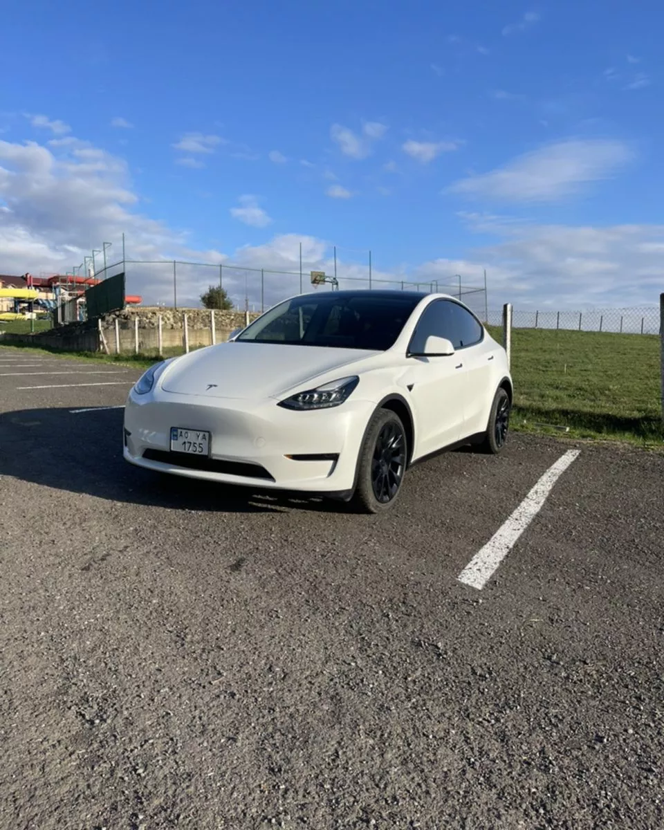 Tesla Model Y  80.5 kWh 202281