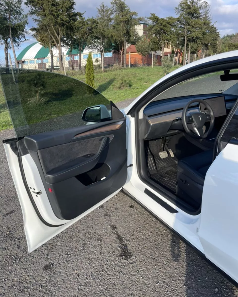 Tesla Model Y  80.5 kWh 2022291