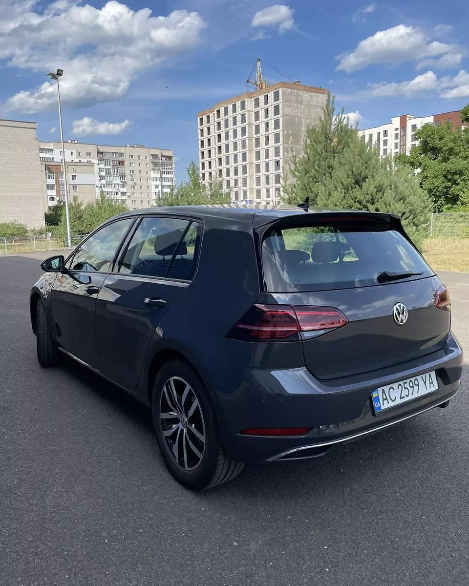 Volkswagen e-Golf  201821