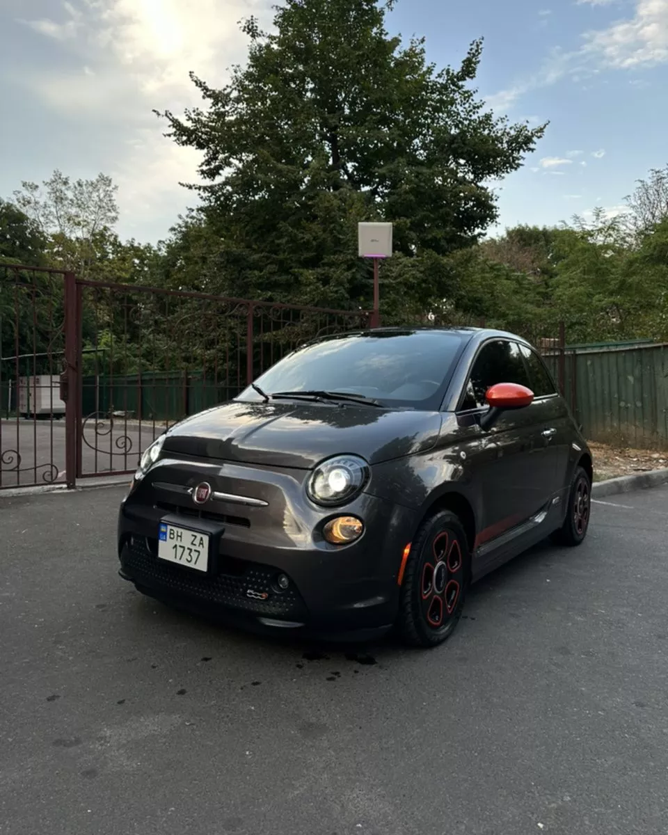 Fiat 500e 