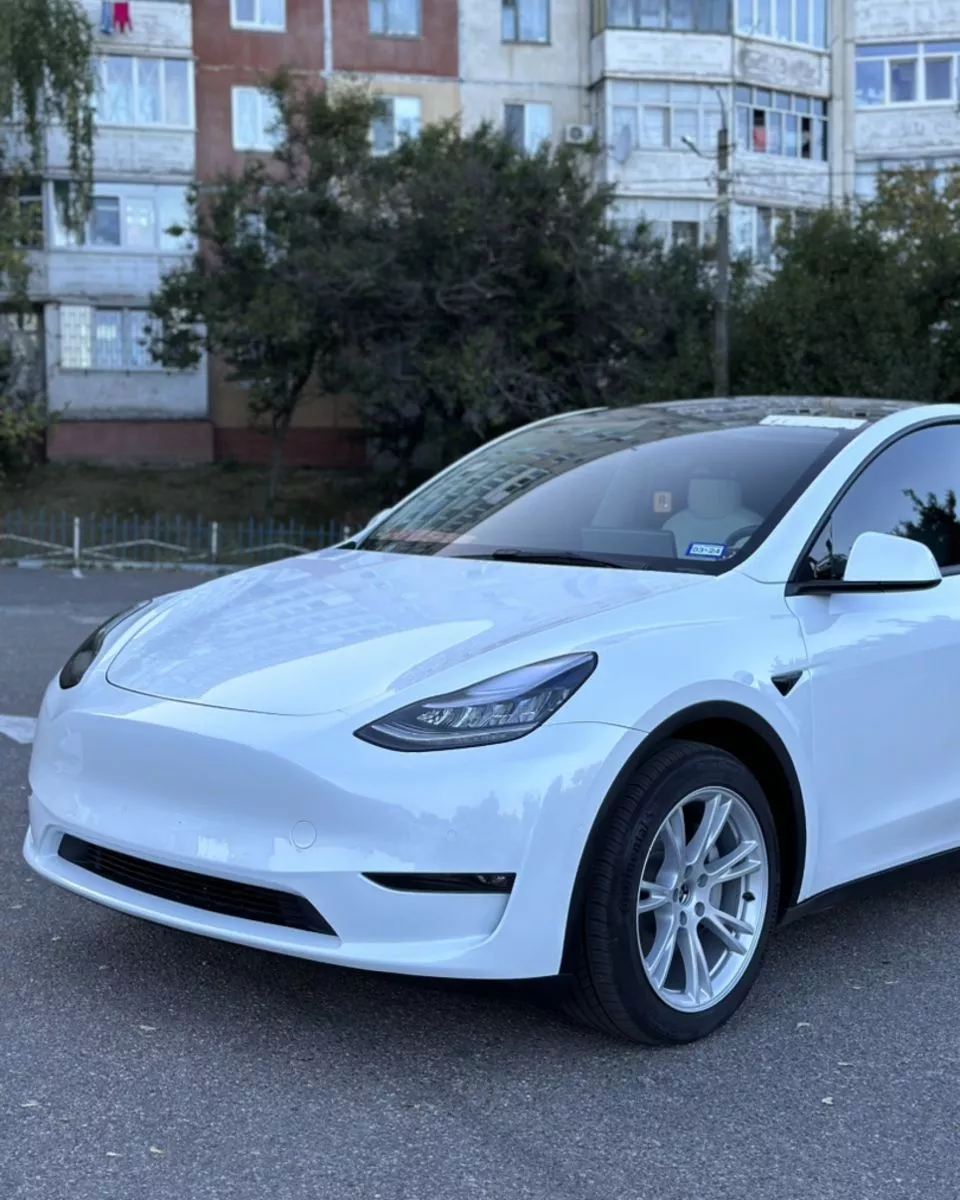 Tesla Model Y  80 kWh 202241