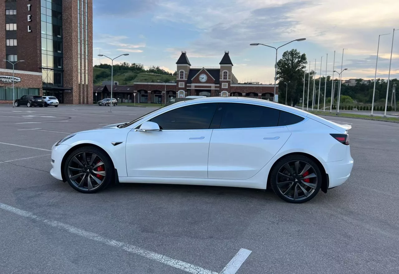 Tesla Model 3  75 kWh 201911