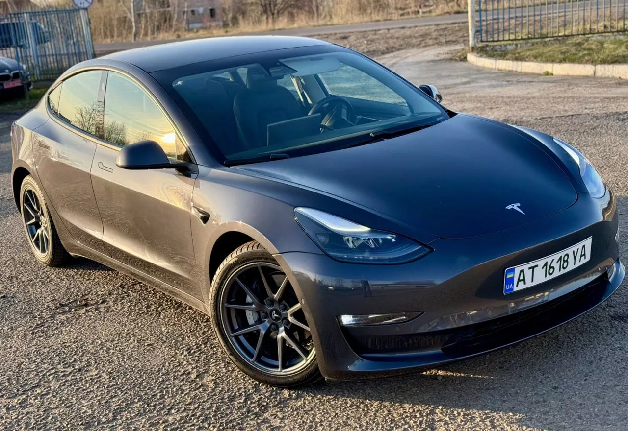 Tesla Model 3  80.5 kWh 202171