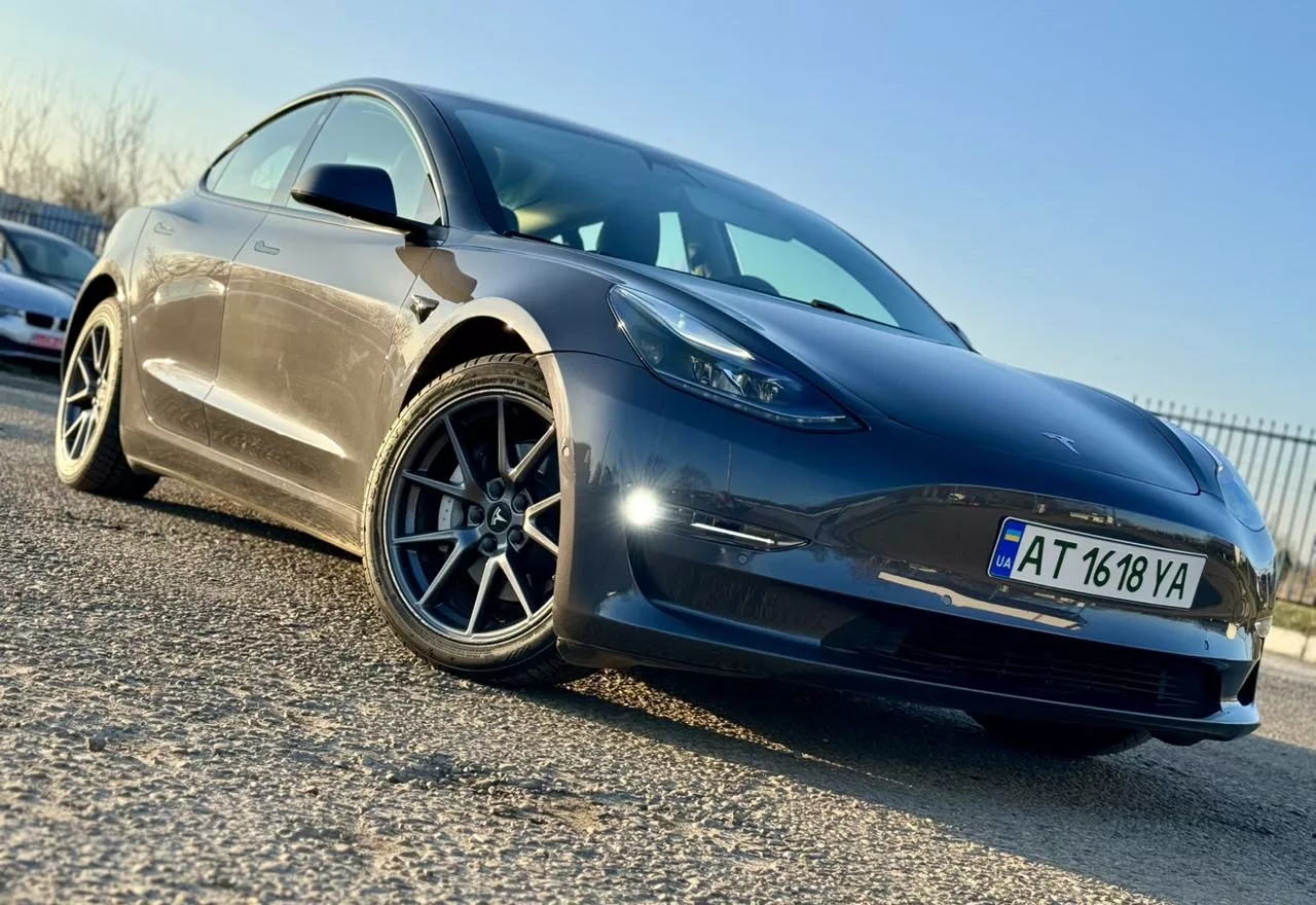 Tesla Model 3  80.5 kWh 202191