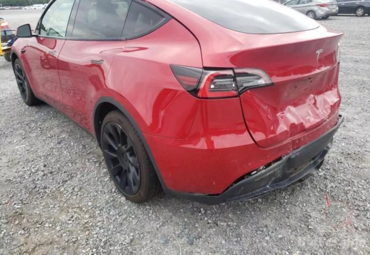 Tesla Model Y  202121