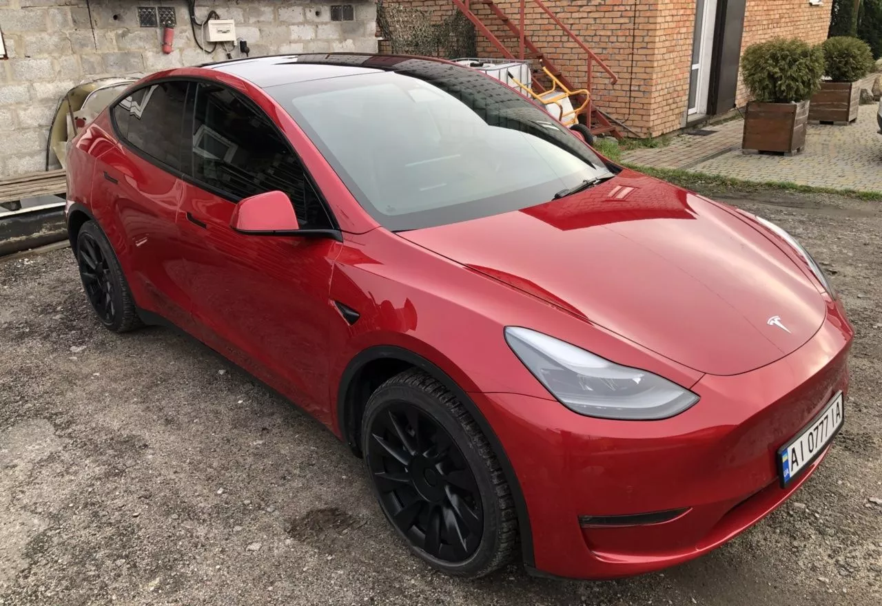 Tesla Model Y  2021101