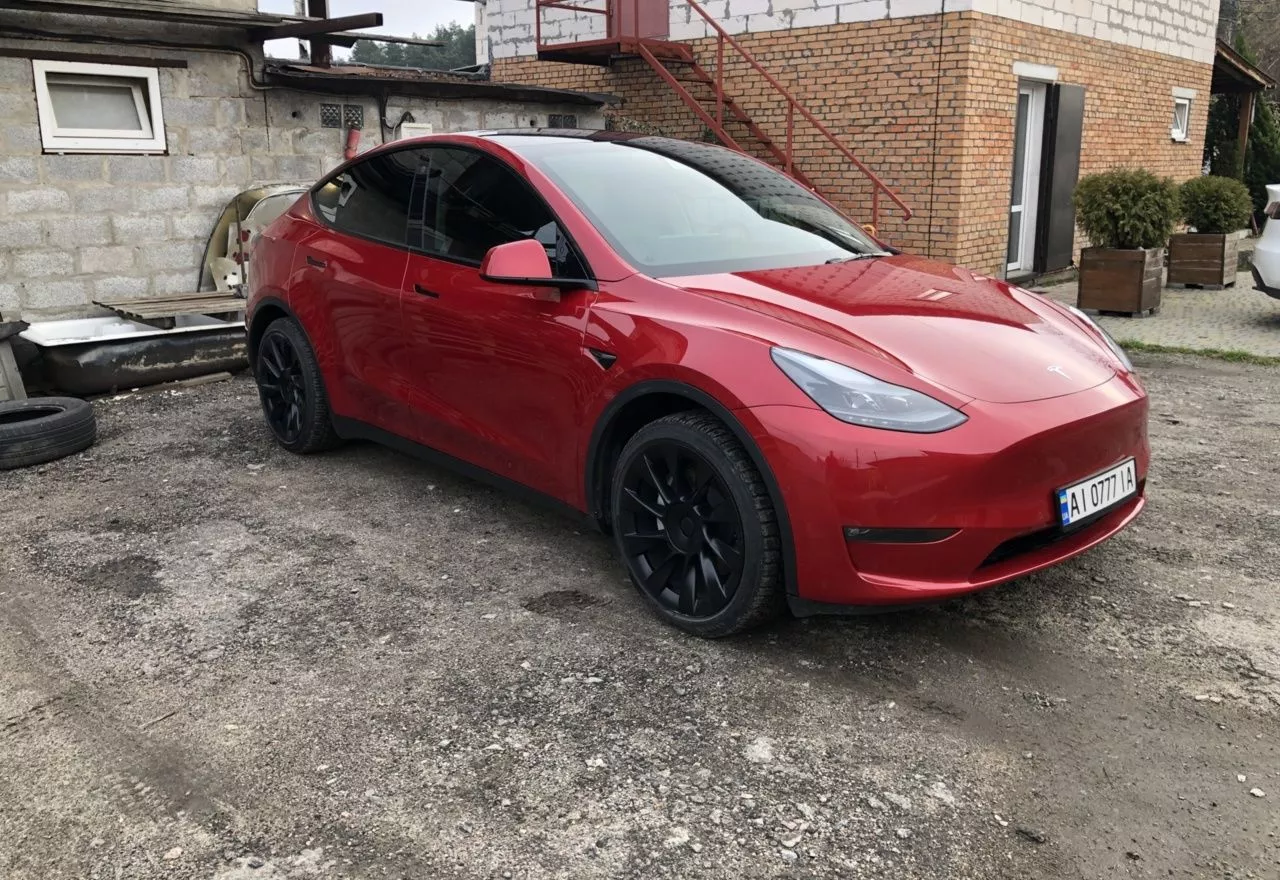 Tesla Model Y  2021111