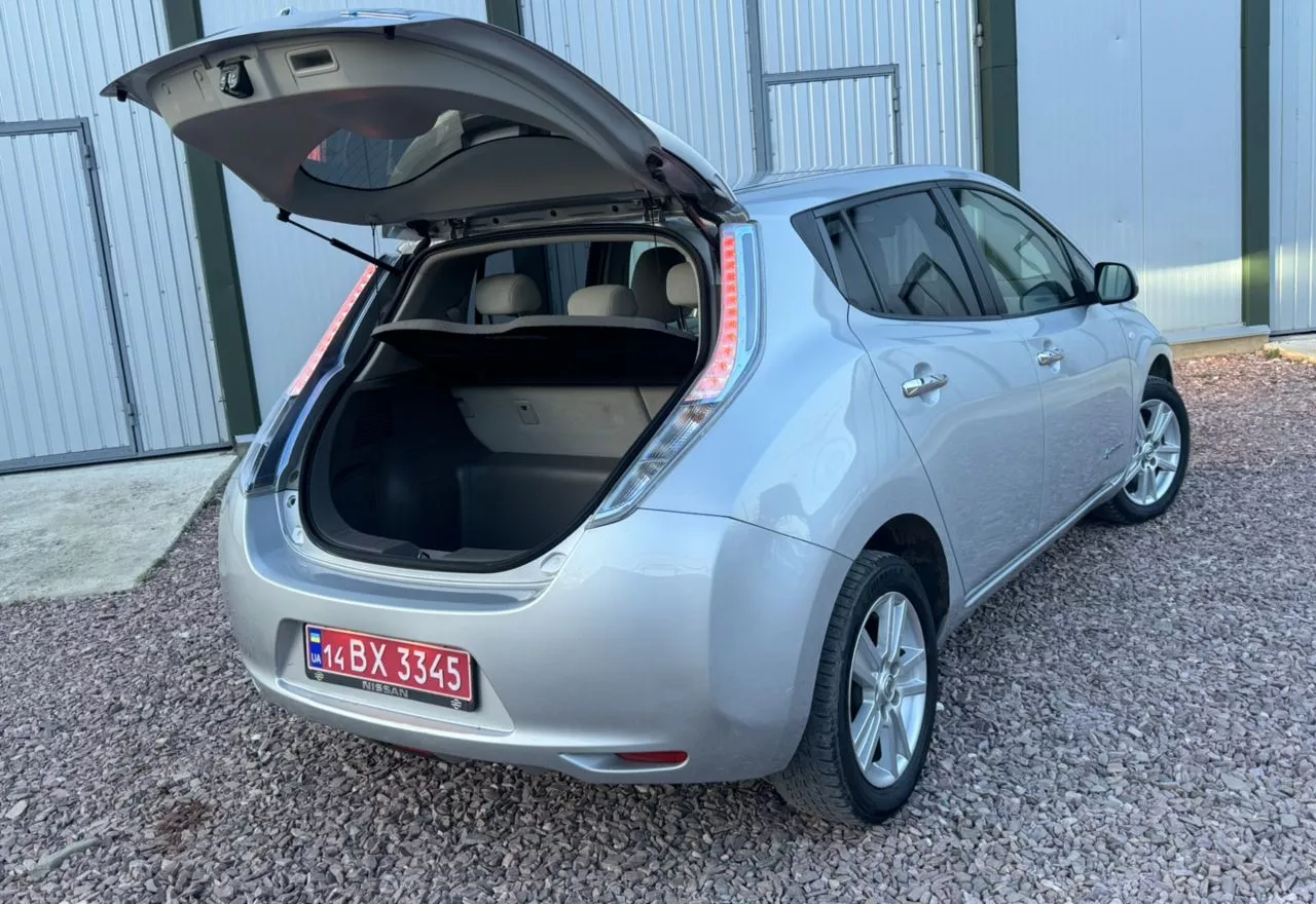 Nissan Leaf  24 kWh 2012181