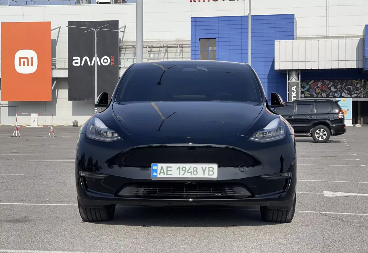 Tesla Model Y  80.5 kWh 2023111