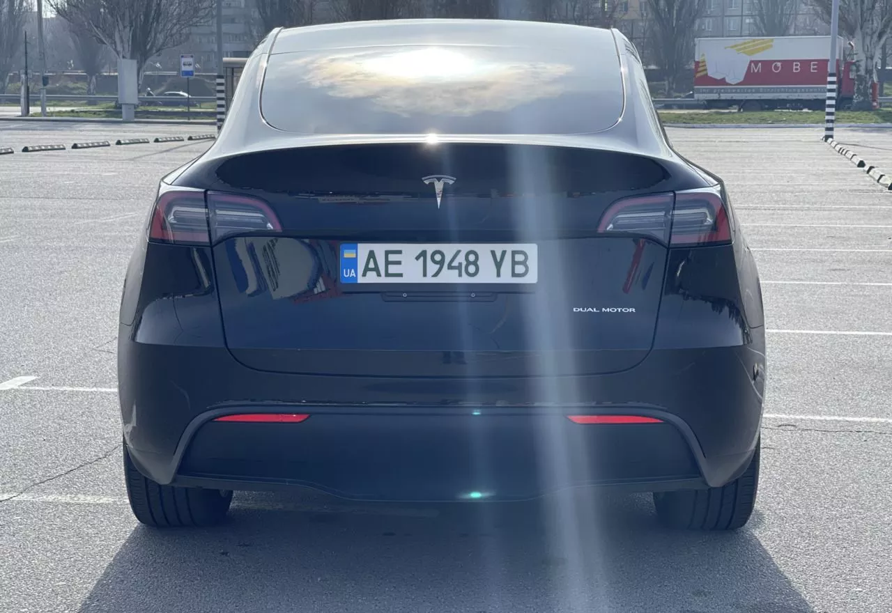 Tesla Model Y  80.5 kWh 2023151