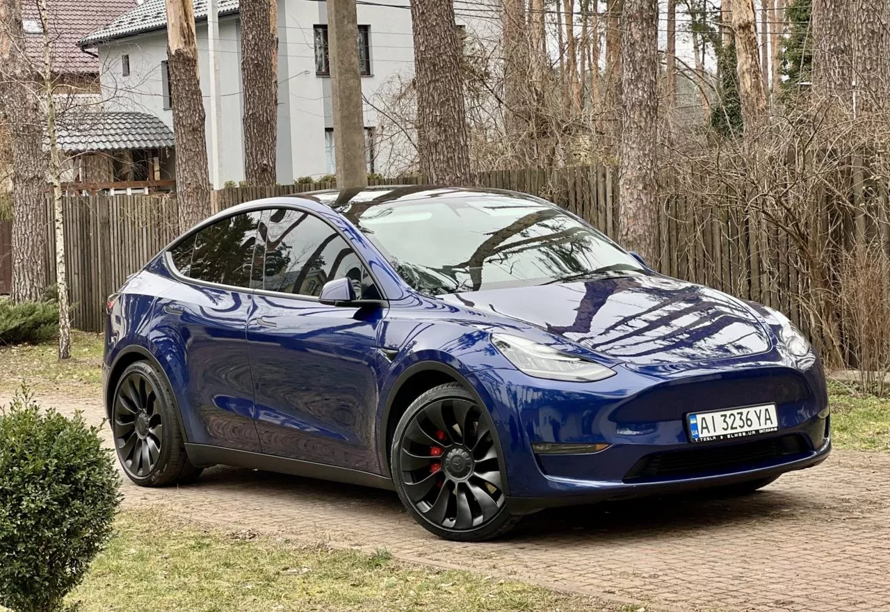 Tesla Model Y  80.5 kWh 202031