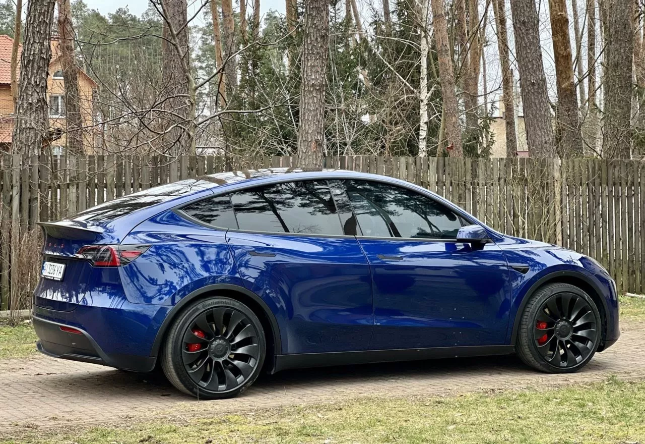 Tesla Model Y  80.5 kWh 2020161