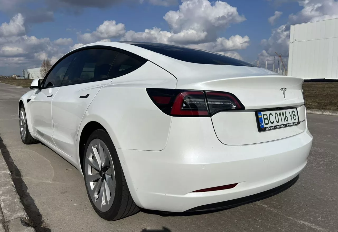 Tesla Model 3  80.5 kWh 202051